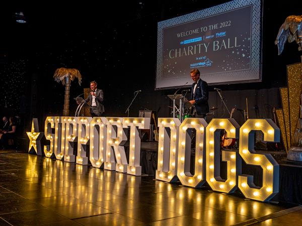 SBG Charity Ball 22 (80 Of 260)